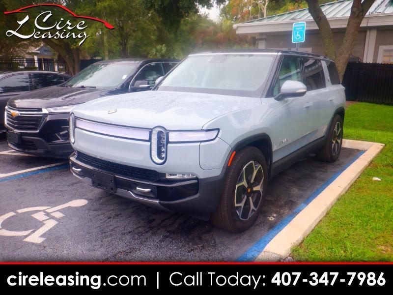 Rivian R1S  2024