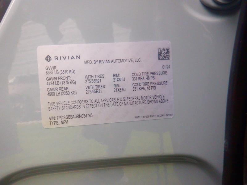 Rivian R1S  2024