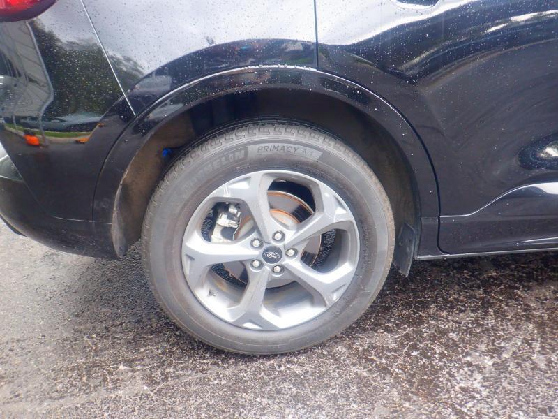 Ford Escape  2023