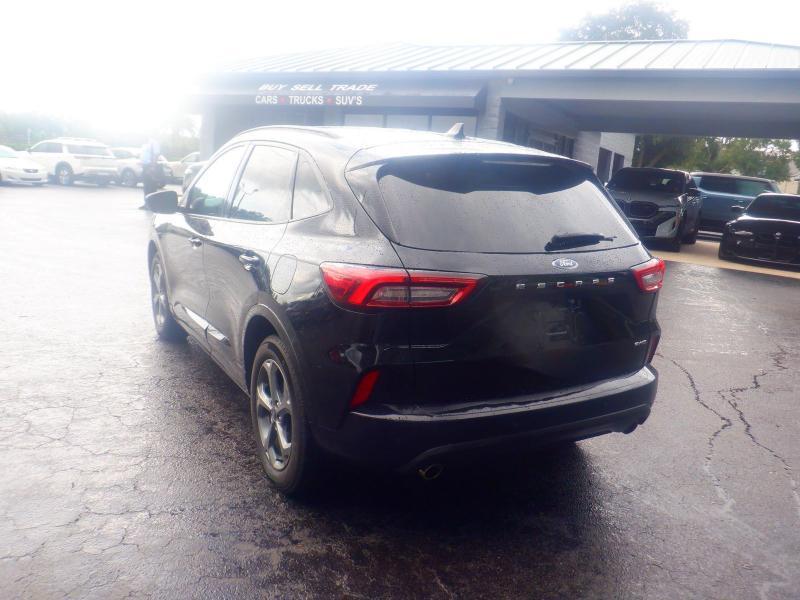 Ford Escape  2023