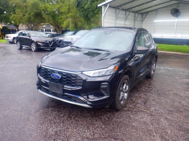 Ford Escape  2023