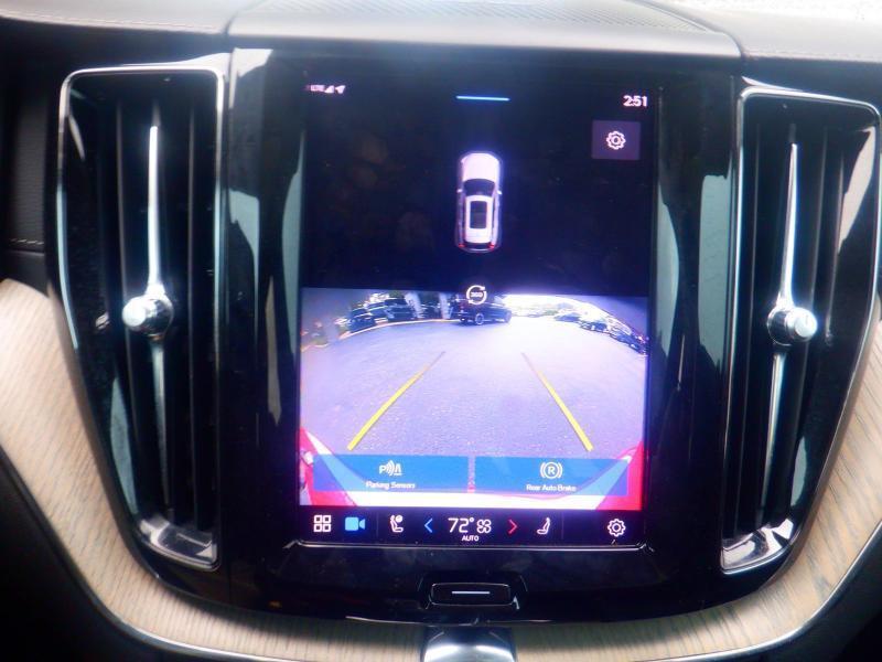 Volvo XC60  2022