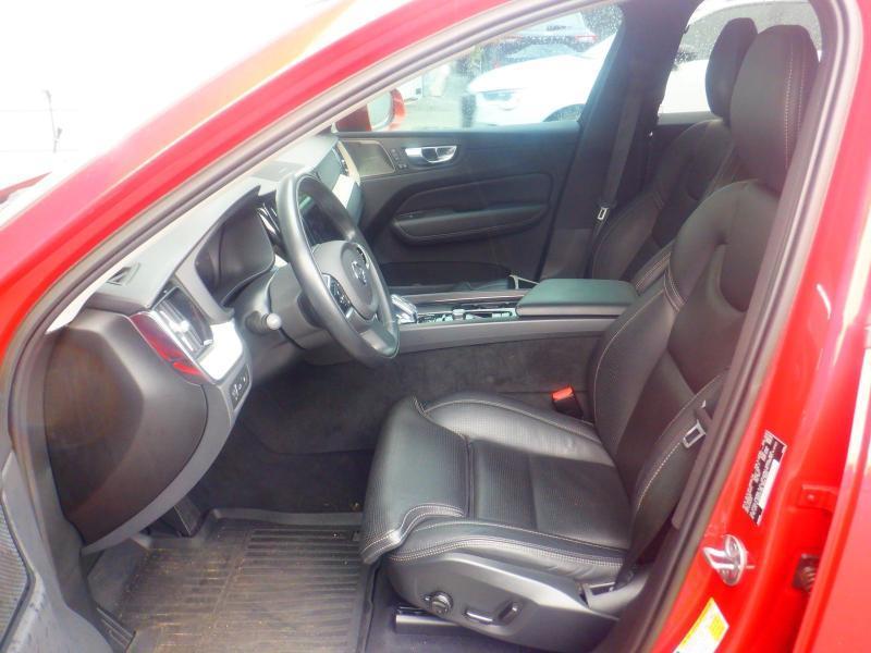 Volvo XC60  2022