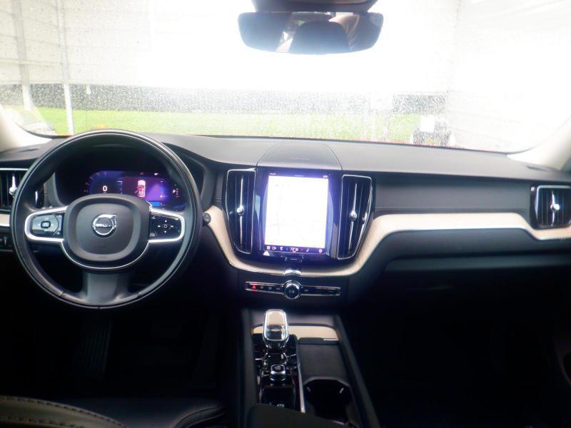Volvo XC60  2022