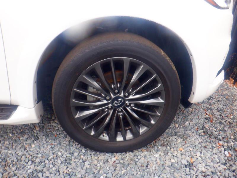 Infiniti QX80  2023
