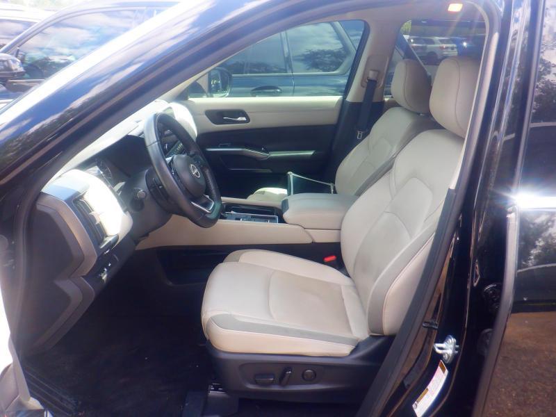 Nissan Pathfinder  2024