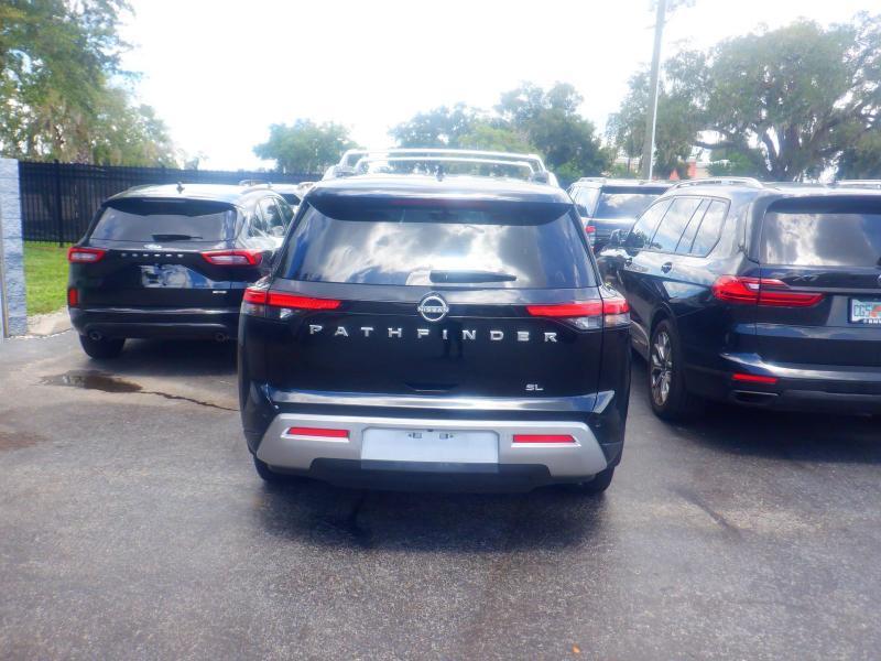 Nissan Pathfinder  2024