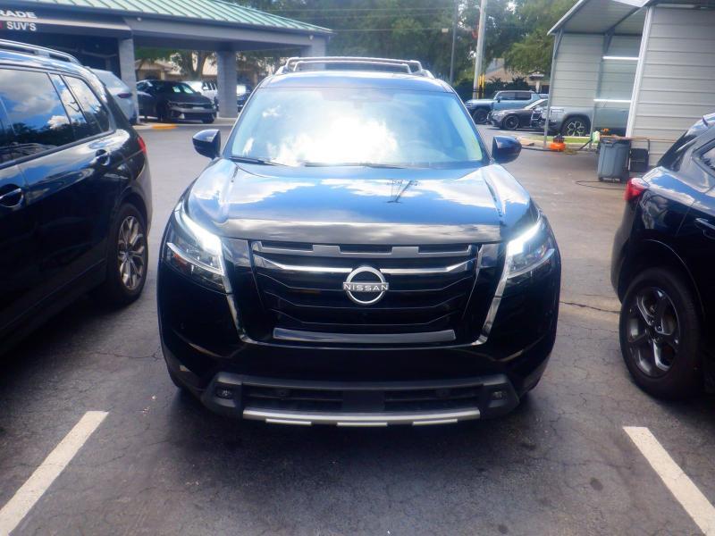 Nissan Pathfinder  2024