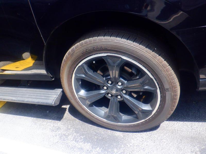 Ford Expedition  2023