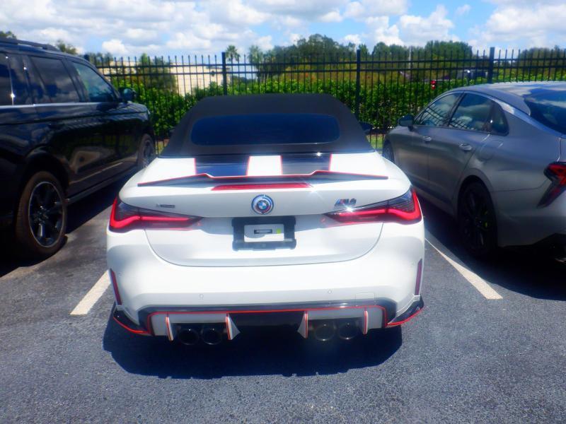 BMW M4  2023