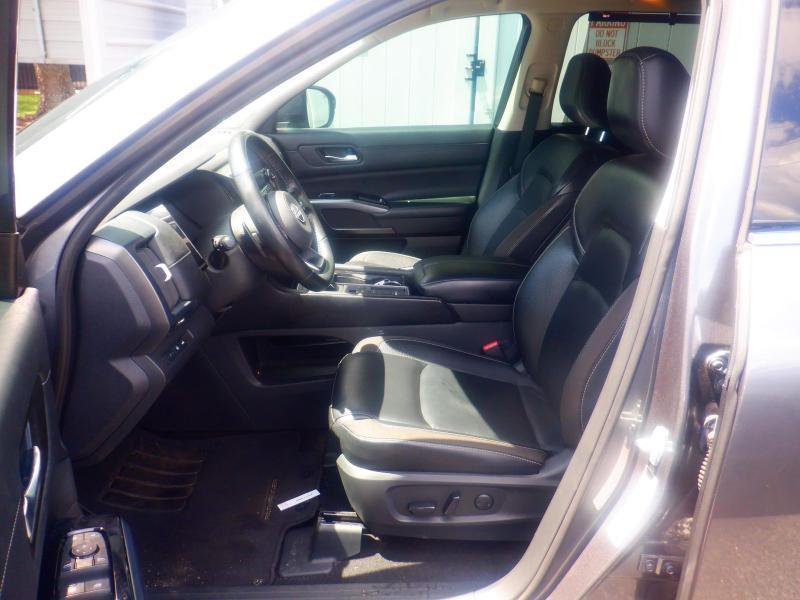 Nissan Pathfinder  2023