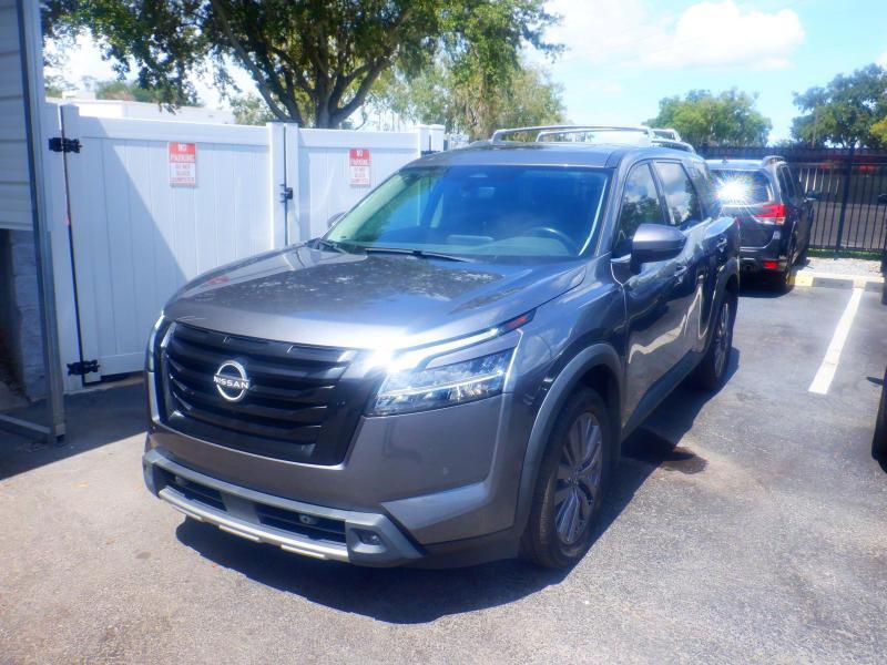 Nissan Pathfinder  2023