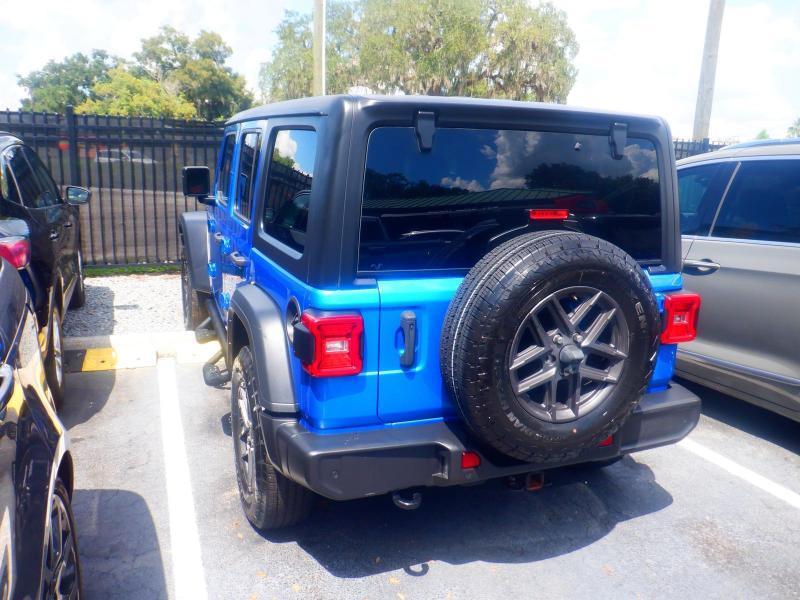 Jeep Wrangler  2024