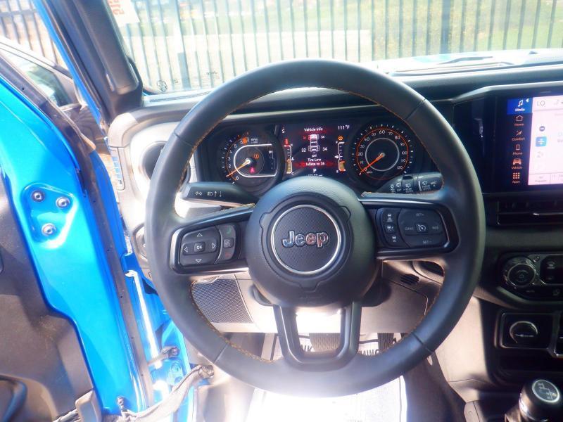 Jeep Wrangler  2024