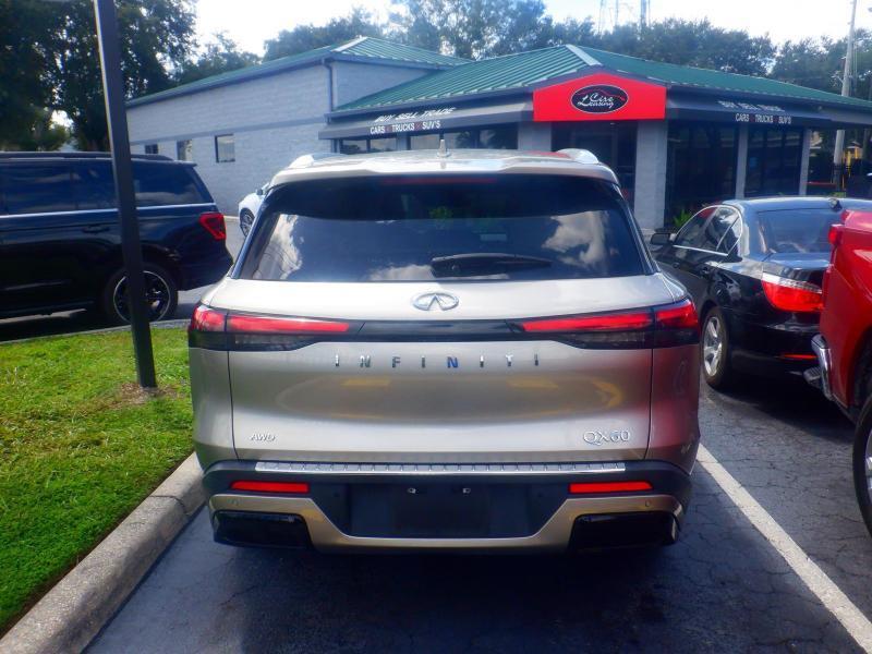 Infiniti QX60  2023