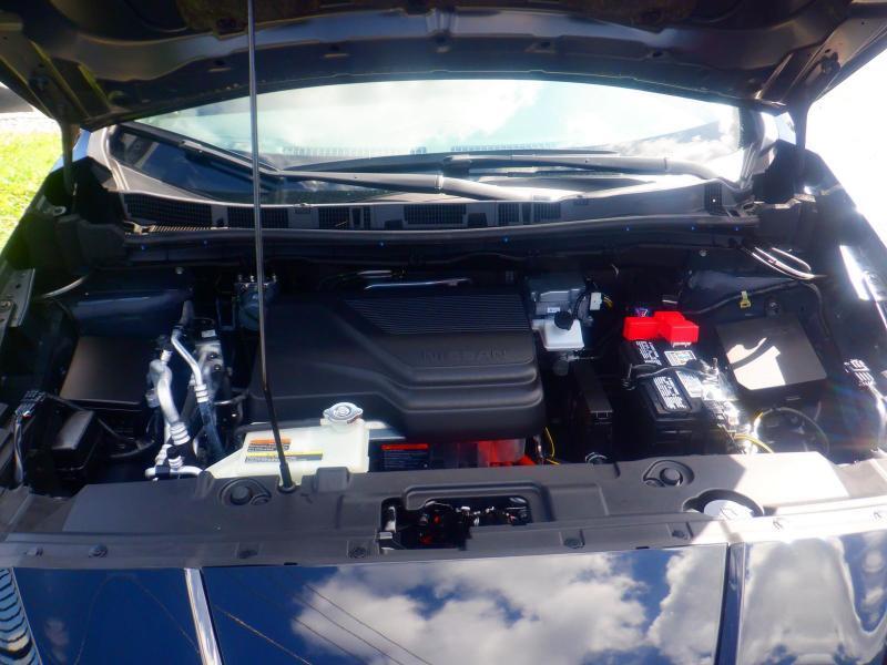 Nissan Leaf  2024