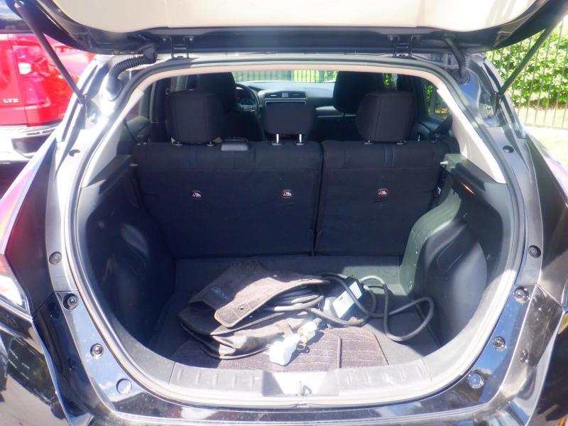 Nissan Leaf  2024