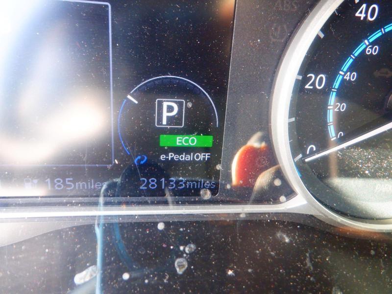 Nissan Leaf  2024