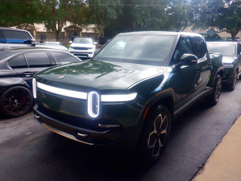 Rivian R1T  2024