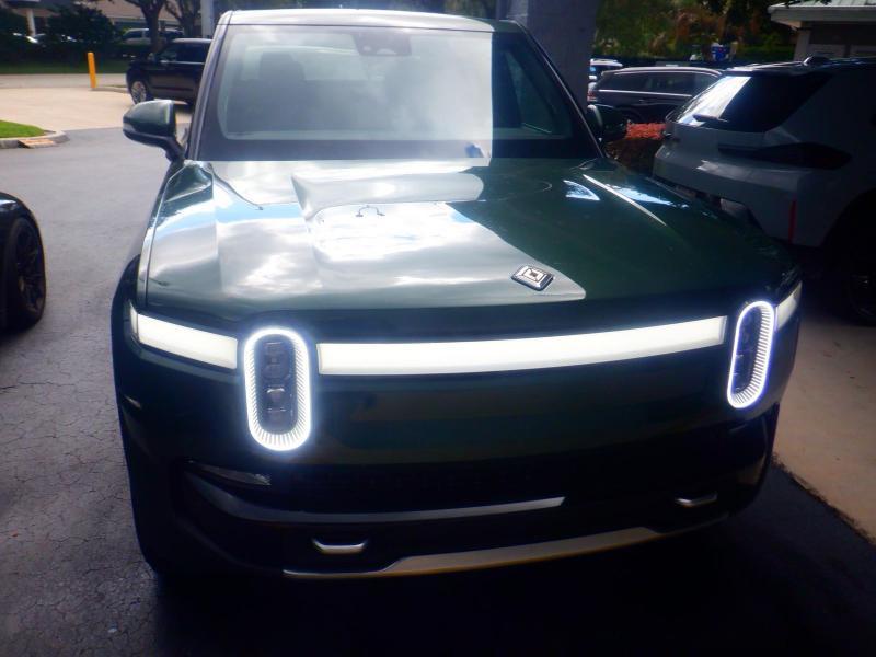 Rivian R1T  2024