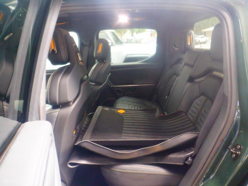 Rivian R1T  2024