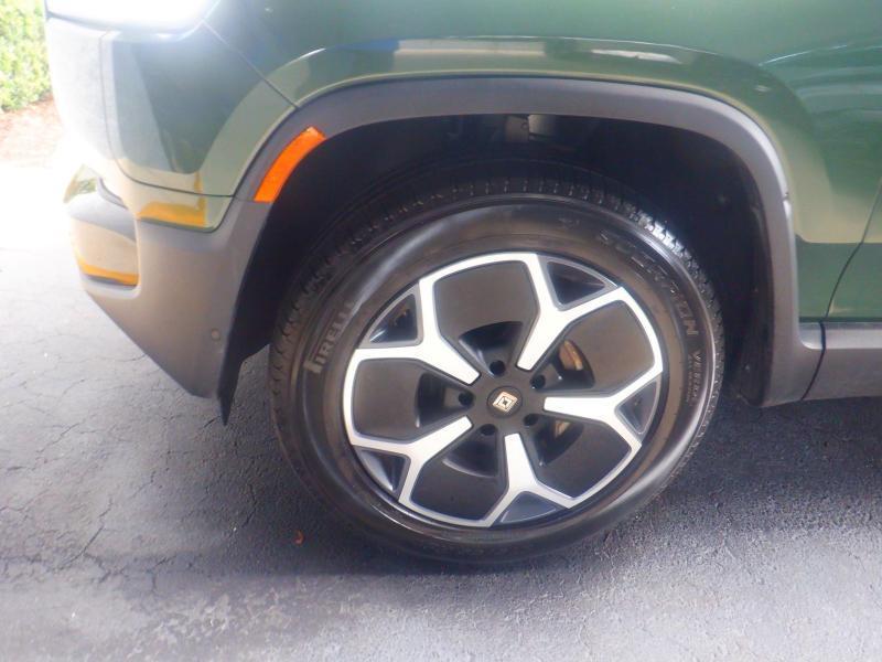 Rivian R1T  2024