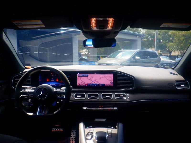 Mercedes-Benz GLE-Class  2024
