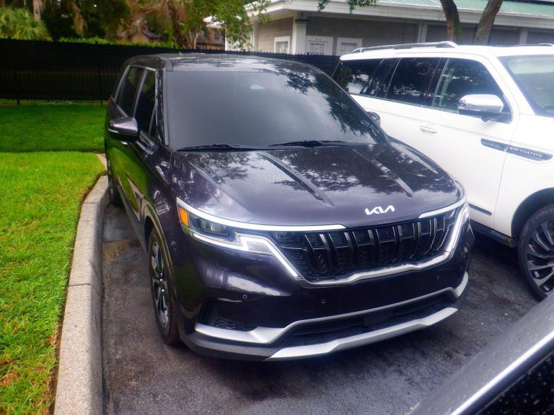 Kia Carnival EX 2024
