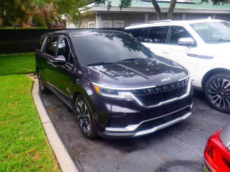 Kia Carnival EX 2024