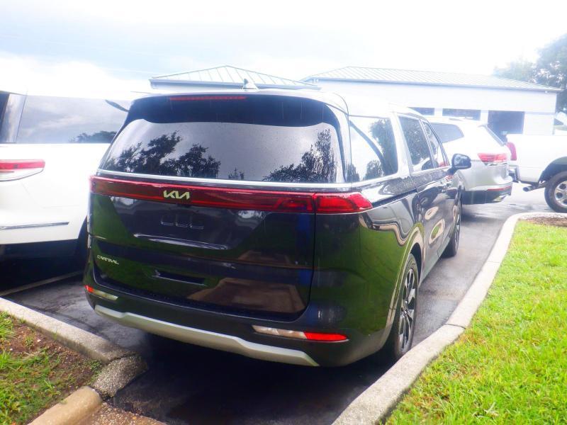 Kia Carnival EX 2024