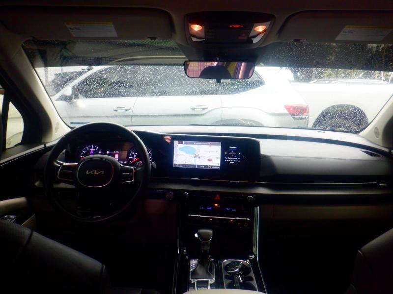 Kia Carnival EX 2024