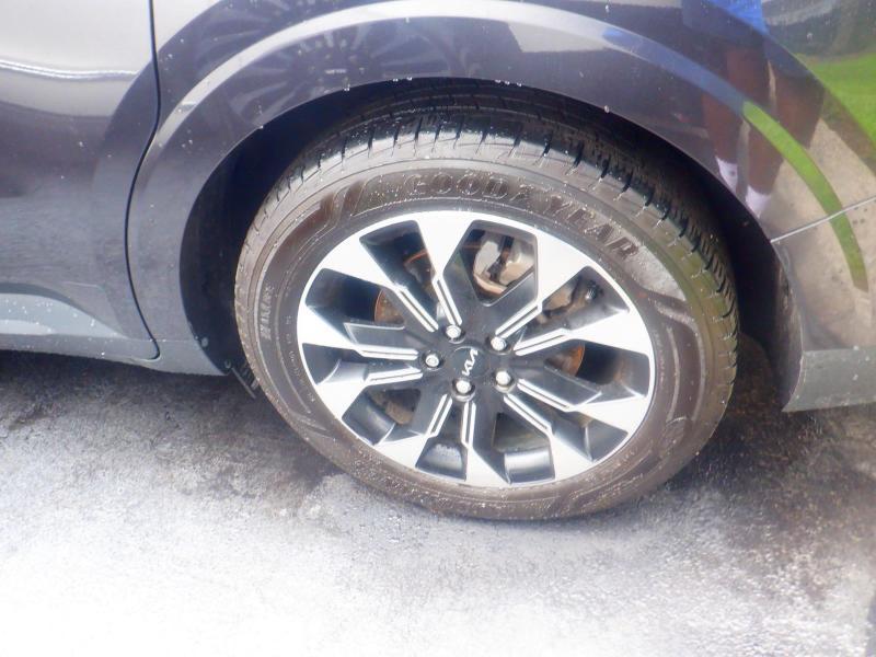 Kia Carnival EX 2024