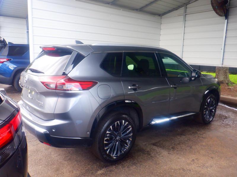 Nissan Rogue  2026