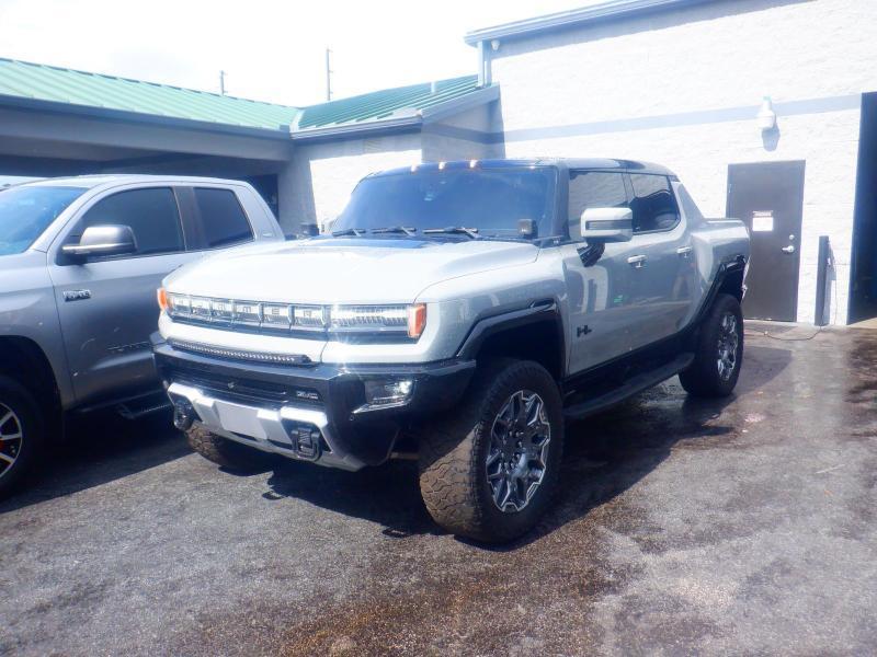 GMC HUMMER EV  2024