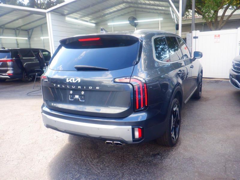 Kia Telluride EX 2024