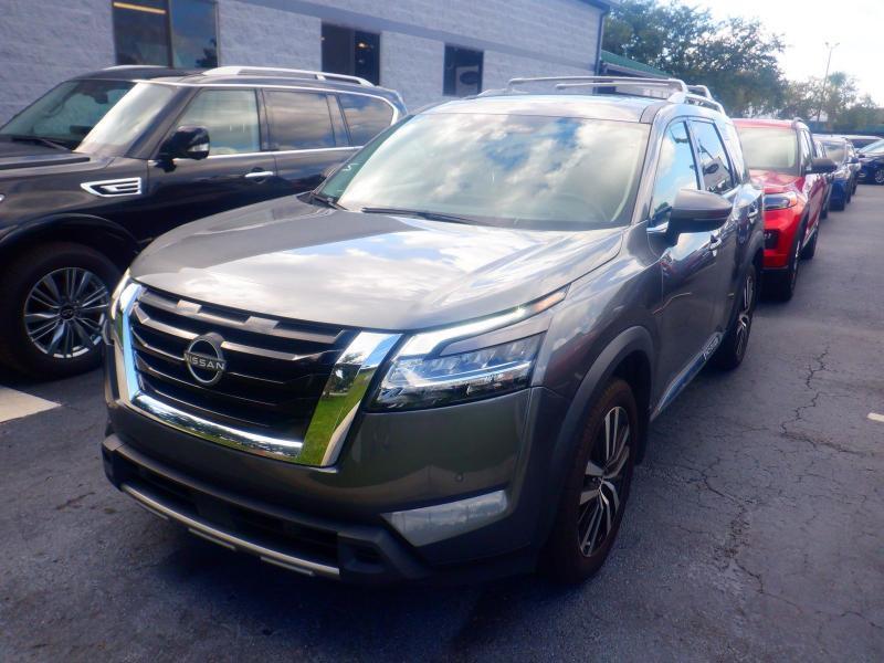 Nissan Pathfinder  2024