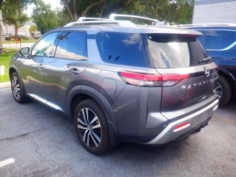 Nissan Pathfinder  2024