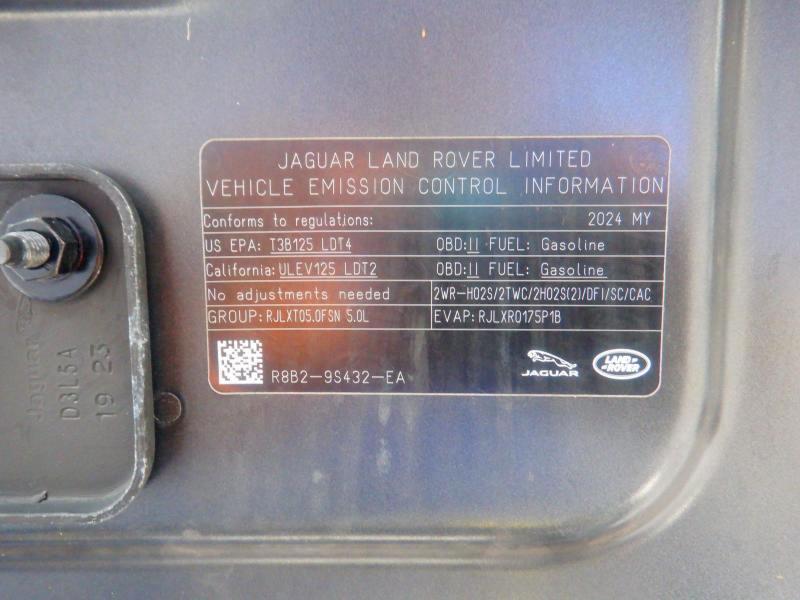 Land Rover Defender  2024