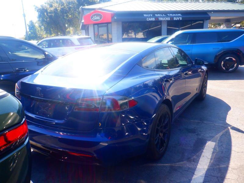 Tesla Model S Long Range 2021