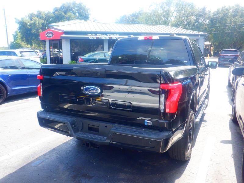 Ford F-150 Lightning  2023