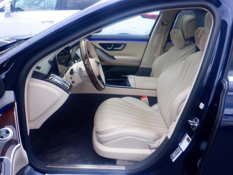 Mercedes-Benz S-Class  2023