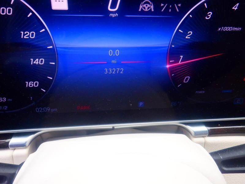 Mercedes-Benz S-Class  2023