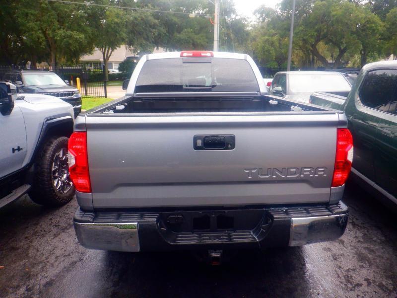 Toyota Tundra  2019