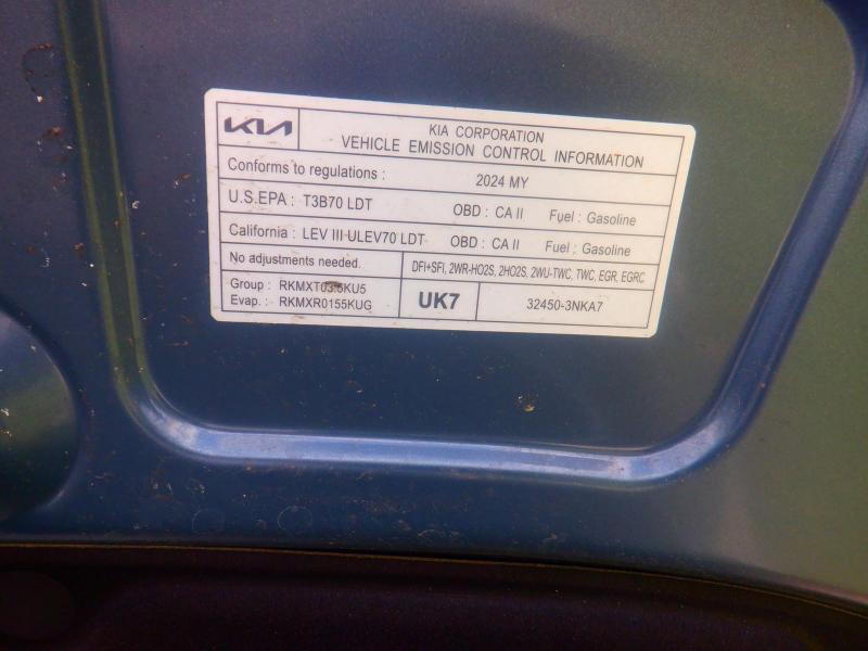 Kia Carnival EX 2024