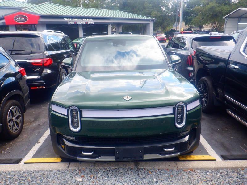 Rivian R1T  2024