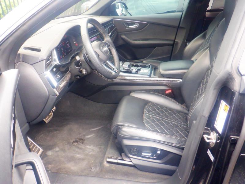 Audi SQ8  2023