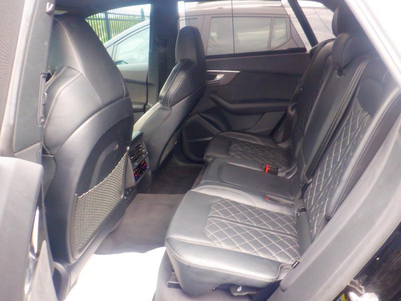Audi SQ8  2023