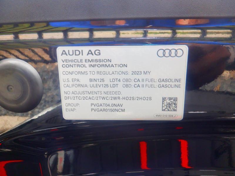 Audi SQ8  2023