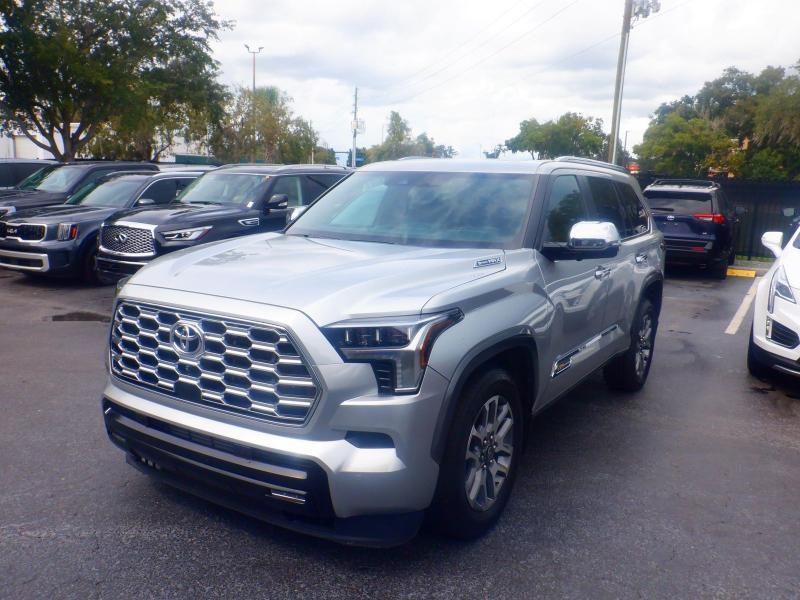 Toyota Sequoia  2025