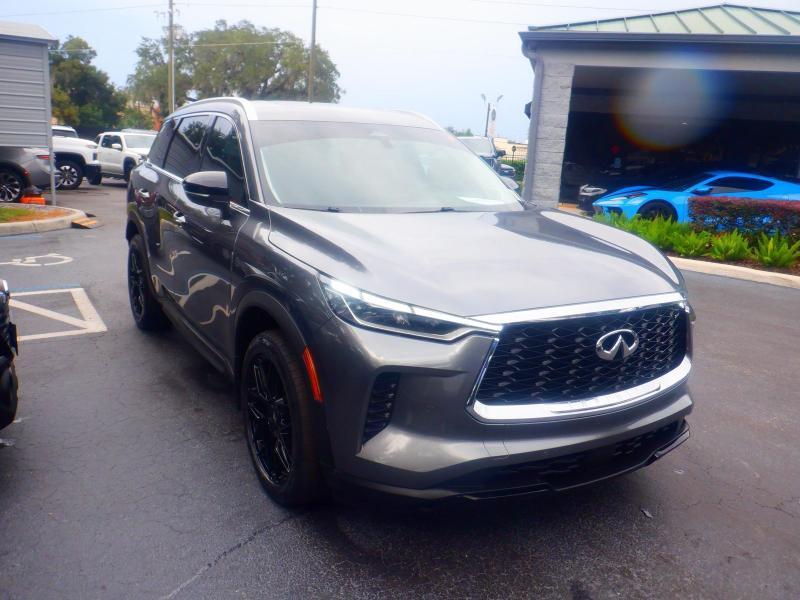 Infiniti QX60  2023